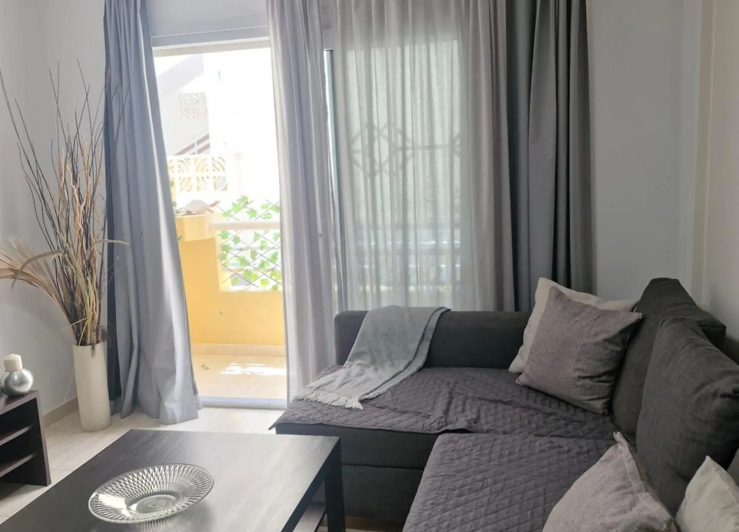 Centric Beach Front Appartment Arona