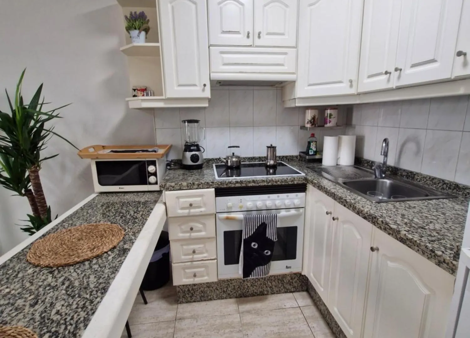 Centric Beach Front Appartment Arona  Apartment