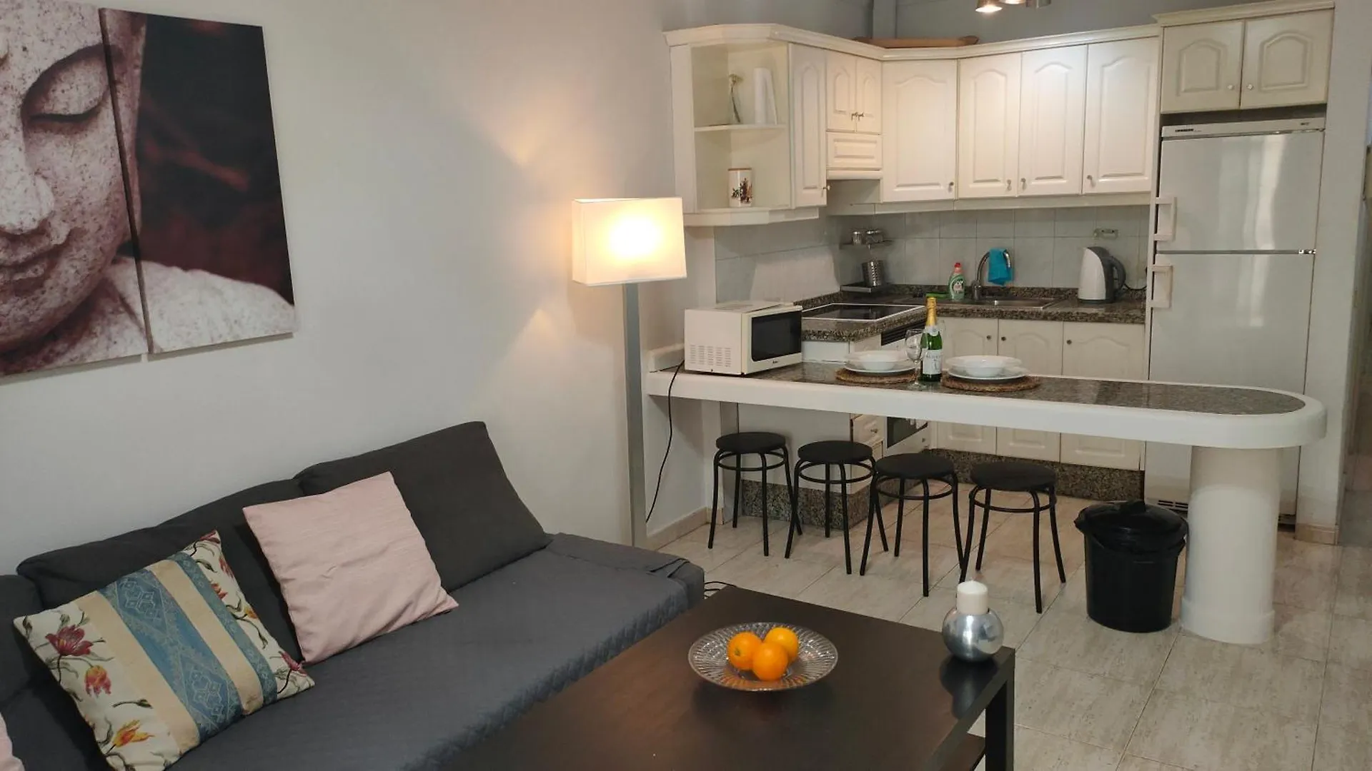 Centric Beach Front Appartment Arona  0*, Arona (Tenerife) Spain